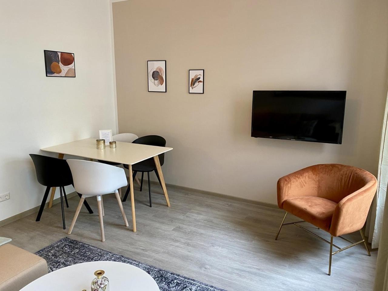 Discovair - Eisenach Karl14 - Vollausgestattete Apartments Mit Netflix In Der Fussgaengerzone Ruang foto