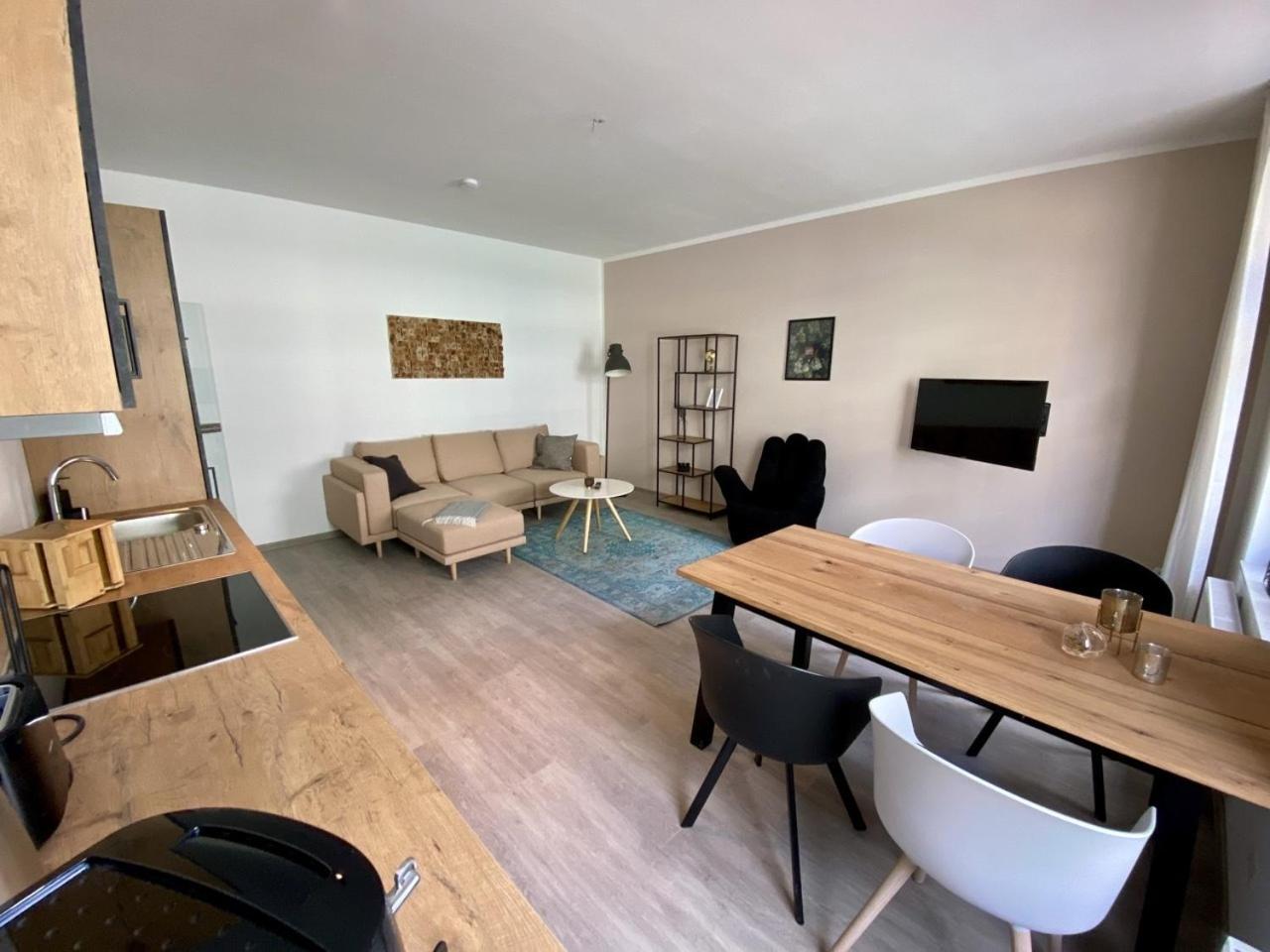 Discovair - Eisenach Karl14 - Vollausgestattete Apartments Mit Netflix In Der Fussgaengerzone Ruang foto
