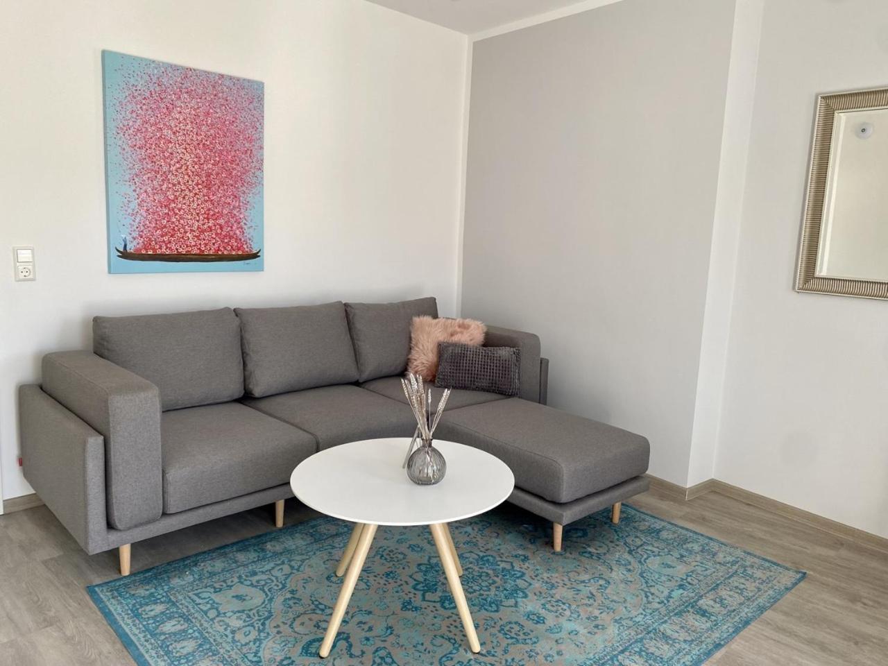 Discovair - Eisenach Karl14 - Vollausgestattete Apartments Mit Netflix In Der Fussgaengerzone Ruang foto