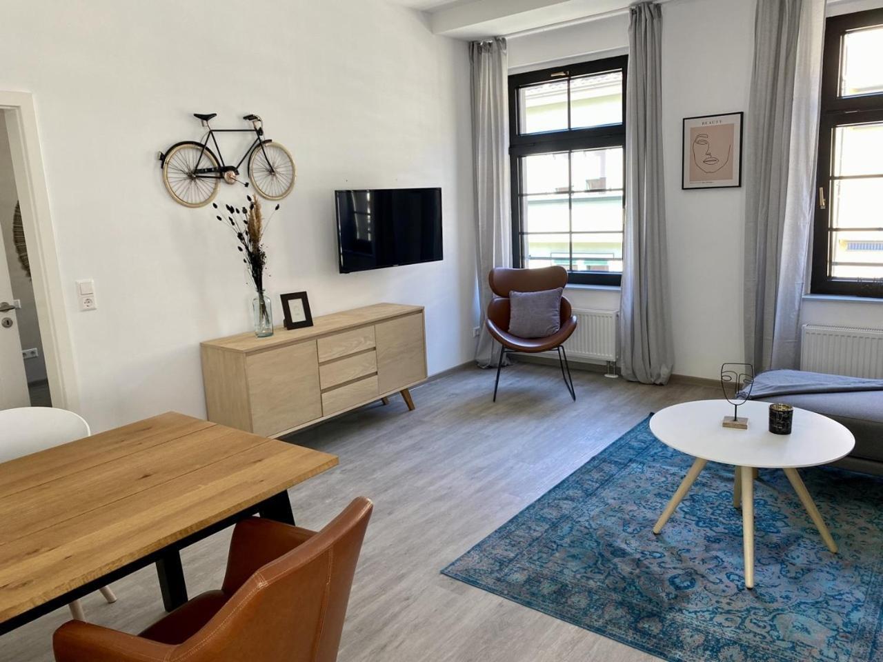 Discovair - Eisenach Karl14 - Vollausgestattete Apartments Mit Netflix In Der Fussgaengerzone Ruang foto