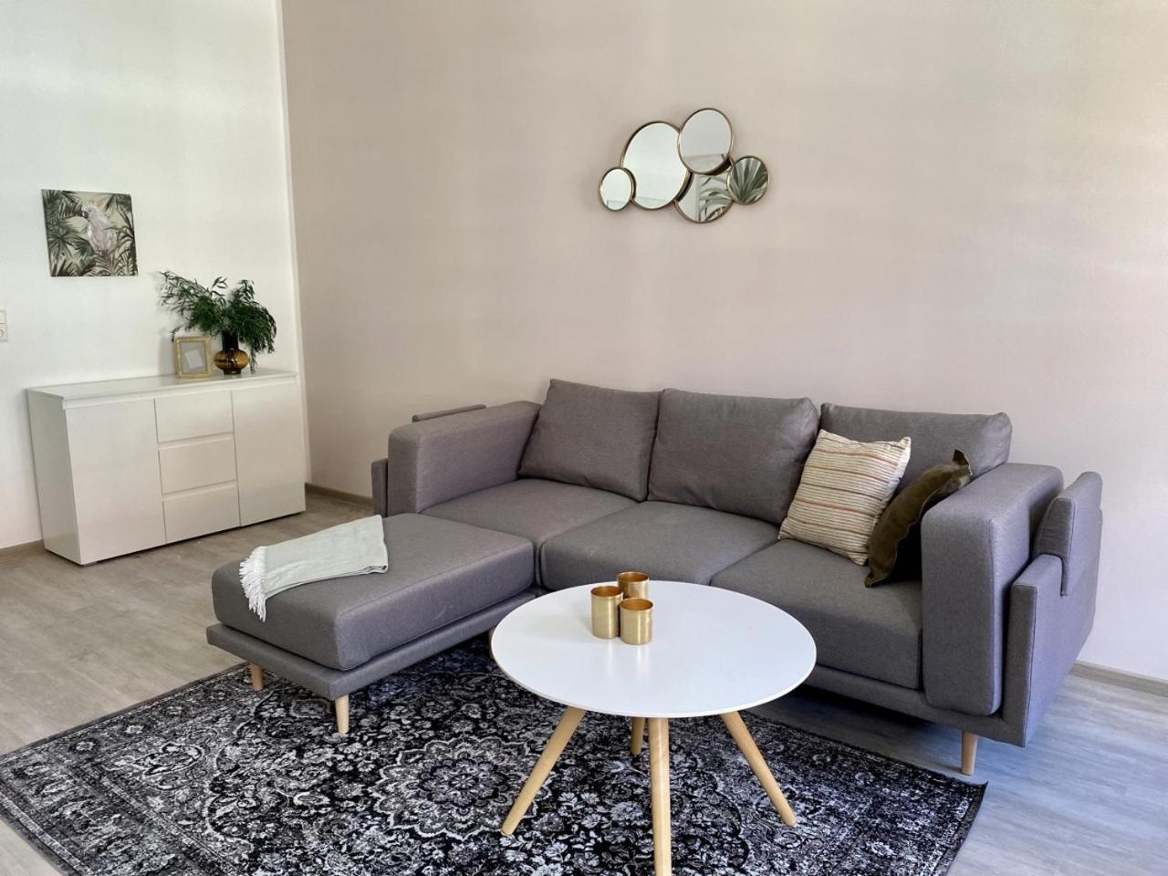 Discovair - Eisenach Karl14 - Vollausgestattete Apartments Mit Netflix In Der Fussgaengerzone Ruang foto