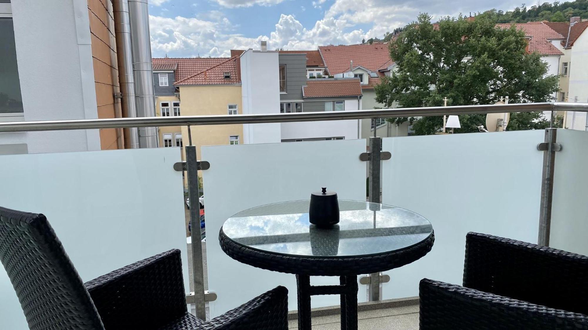 Discovair - Eisenach Karl14 - Vollausgestattete Apartments Mit Netflix In Der Fussgaengerzone Ruang foto