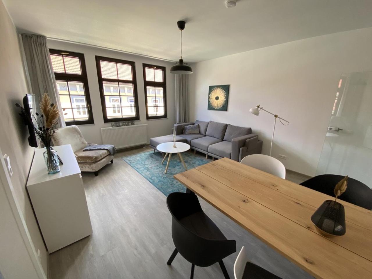 Discovair - Eisenach Karl14 - Vollausgestattete Apartments Mit Netflix In Der Fussgaengerzone Ruang foto