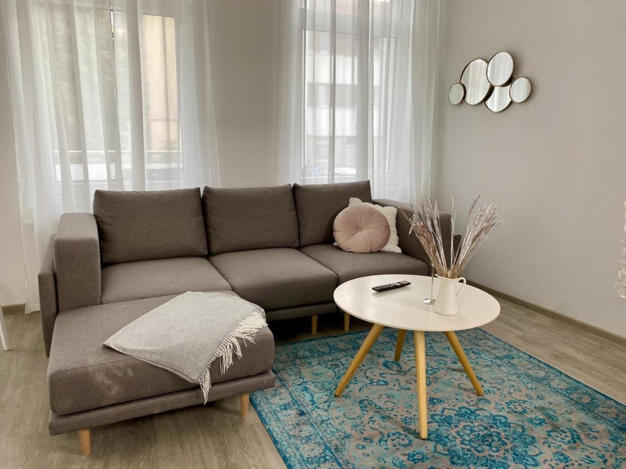 Discovair - Eisenach Karl14 - Vollausgestattete Apartments Mit Netflix In Der Fussgaengerzone Ruang foto