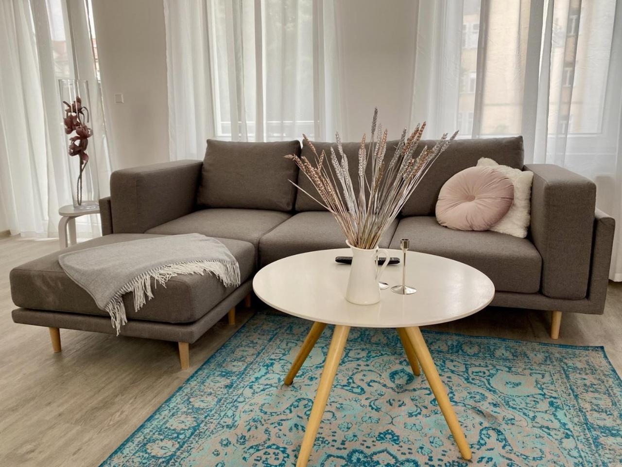 Discovair - Eisenach Karl14 - Vollausgestattete Apartments Mit Netflix In Der Fussgaengerzone Ruang foto