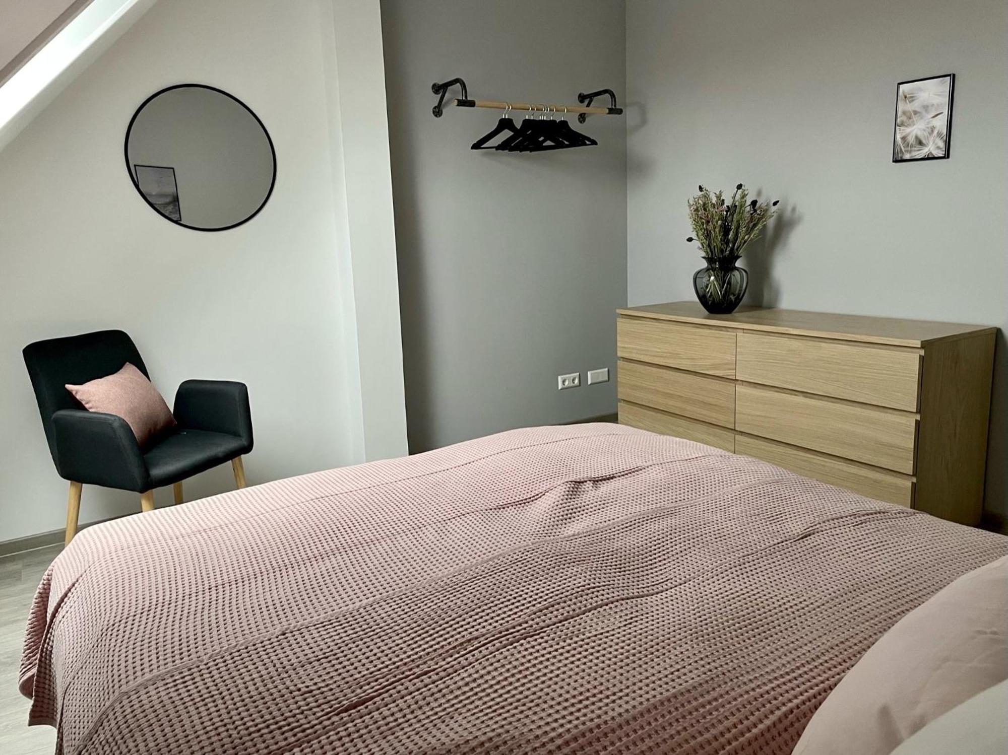 Discovair - Eisenach Karl14 - Vollausgestattete Apartments Mit Netflix In Der Fussgaengerzone Ruang foto