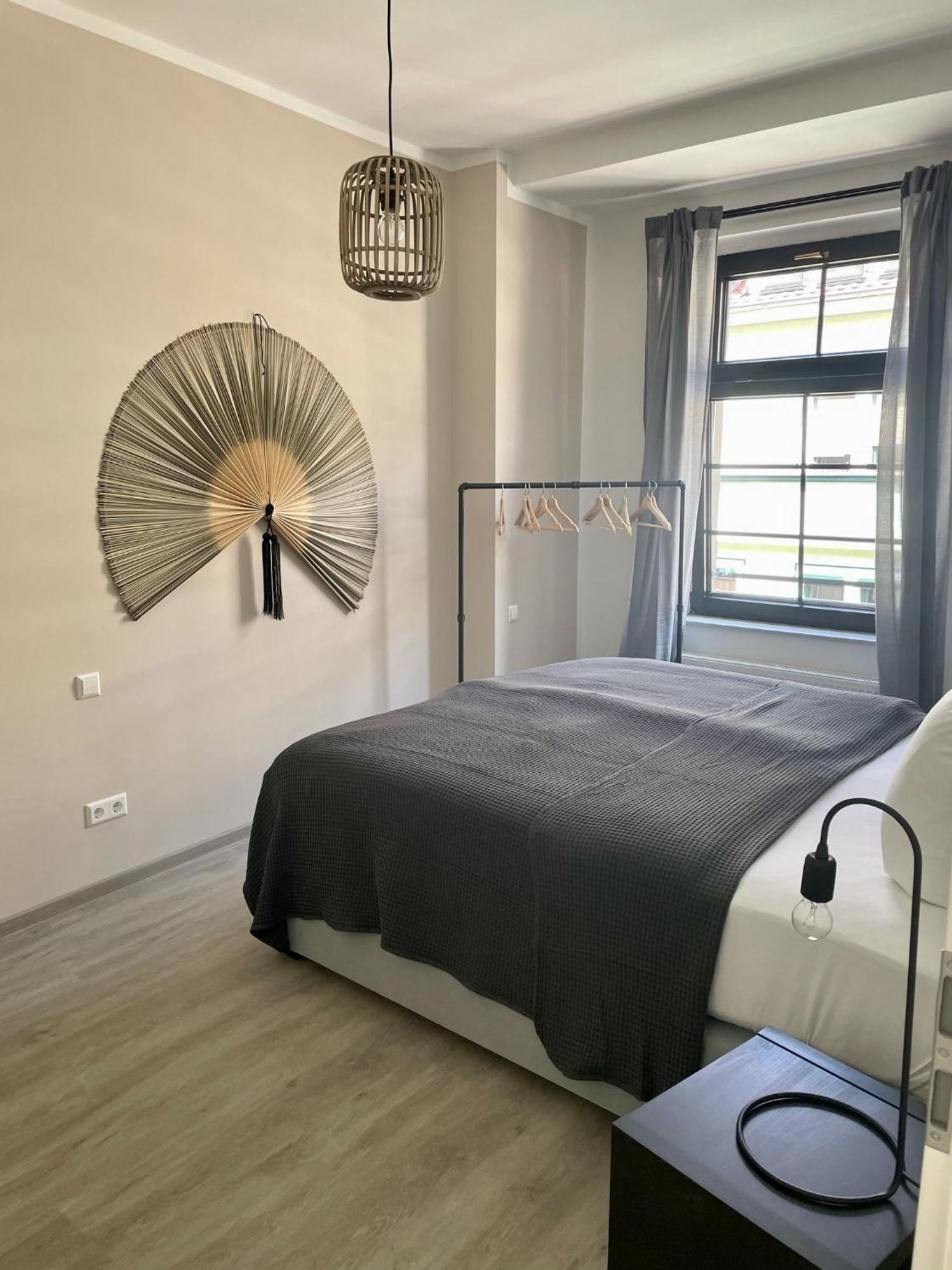 Discovair - Eisenach Karl14 - Vollausgestattete Apartments Mit Netflix In Der Fussgaengerzone Ruang foto